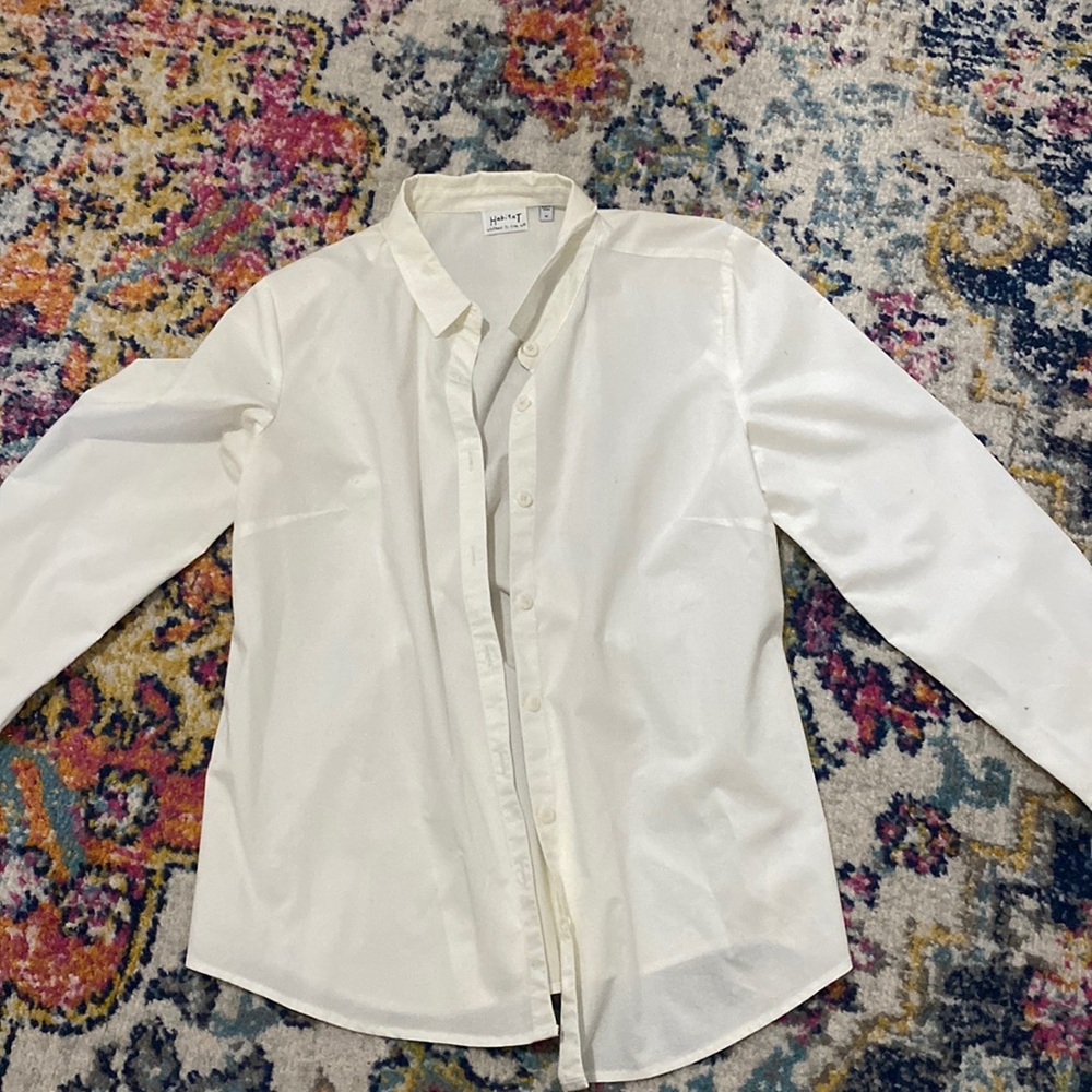 White dress shirt